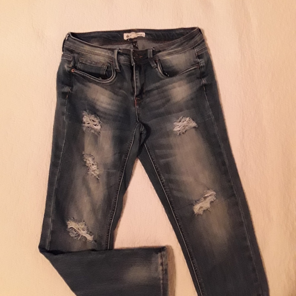 Dollhouse Distressed Jeans,  Size 9, Straight Leg